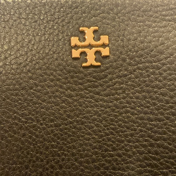 Tory Burch Carter Crossbody in Black - Picture 3 of 8